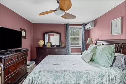 61-26 255th #upper, Little Neck, NY 11362 - Photo 6