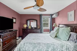 61-26 255th, Little Neck, NY 11362 - Photo 6