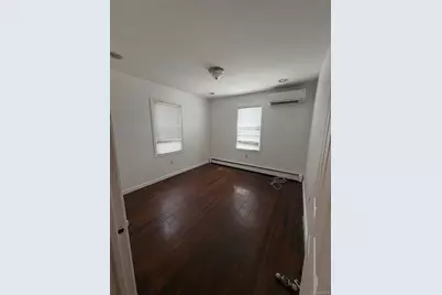 125 Washington Avenue, Amityville, NY 11701 - Photo 4