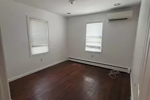 125 Washington Ave, Amityville, NY 11701 - Photo 4