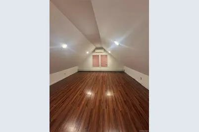 125 Washington Avenue, Amityville, NY 11701 - Photo 18