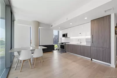 131-01 40th Road #11A, Flushing, NY 11354 - Photo 6
