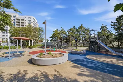 131-01 40th Road #11A, Flushing, NY 11354 - Photo 22