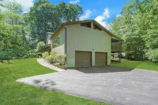 7 Sassi Dr, Croton on Hudson, NY 10520 - Photo 4