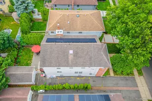 75 Cedar Pl, Floral Park, NY 11001 - Photo 10