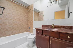 75 Cedar Pl, Floral Park, NY 11001 - Photo 30