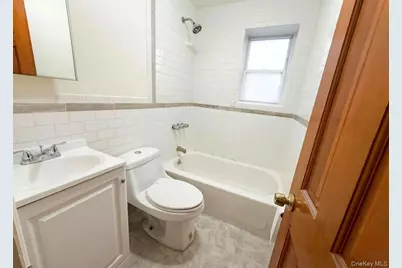 10913 127, Ozone Park, NY 11420 - Photo 4