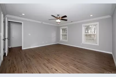 2200 Dolphin Lane #612, Holbrook, NY 11741 - Photo 8