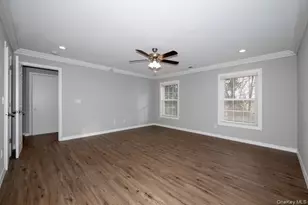 2200 Dolphin Ln, Holbrook, NY 11741 - Photo 8