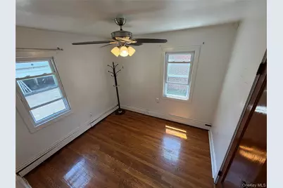 526 N 12th Street, New Hyde Park, NY 11040 - Photo 6