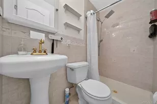 110 Clinton Ave, Nyack, NY 10960 - Photo 16