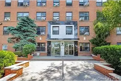 99-40 63rd Road #5R, Rego Park, NY 11374 - Photo 2