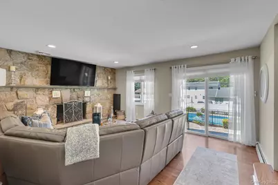 22 Villa Lane, Smithtown, NY 11787 - Photo 14