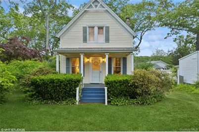 3725 Wickham Avenue, Mattituck, NY 11952 - Photo 1