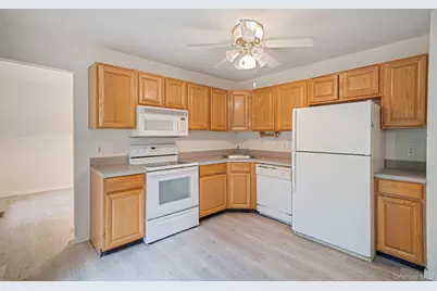 2 Community Road, Coram, NY 11727 - Photo 12