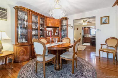 16 Devon Street, Lynbrook, NY 11563 - Photo 8