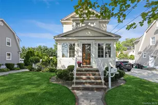 16 Devon St, Lynbrook, NY 11563 - Photo 2