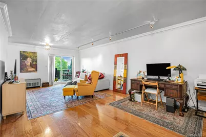 175 Maple Avenue #4D, Westbury, NY 11590 - Photo 2