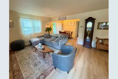 276 Temple Hill Road #2207, New Windsor, NY 12553 - Photo 2