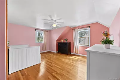 110 Briarcliff Road, Westbury, NY 11590 - Photo 18
