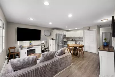 30 Elm Street, Massapequa, NY 11758 - Photo 10
