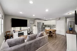 30 Elm St, Massapequa, NY 11758 - Photo 10
