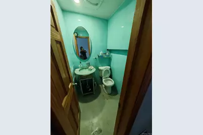 3370 Prince Street #C13, Flushing, NY 11354 - Photo 10