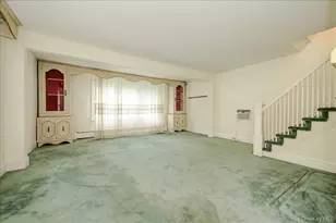 4634 Iris Ln, Great Neck, NY 11020 - Photo 2