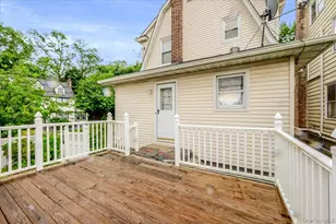 4634 Iris Ln, Great Neck, NY 11020 - Photo 18