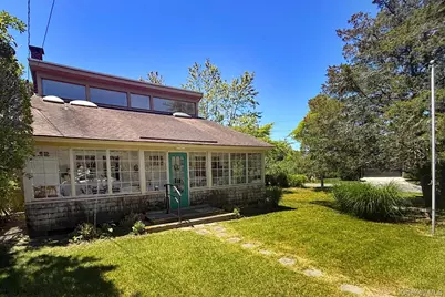 30 Edgemere Drive, Southampton, NY 11968 - Photo 1