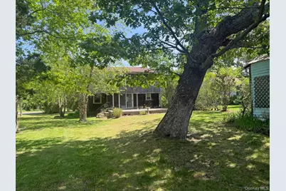 30 Edgemere Drive, Southampton, NY 11968 - Photo 20
