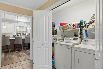 852 Jackson Avenue, Franklin Square, NY 11010 - Photo 20