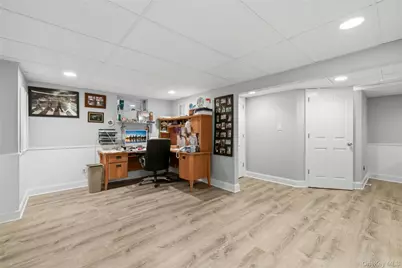 852 Jackson Avenue, Franklin Square, NY 11010 - Photo 26