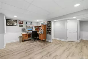 852 Jackson Ave, Franklin Square, NY 11010 - Photo 26