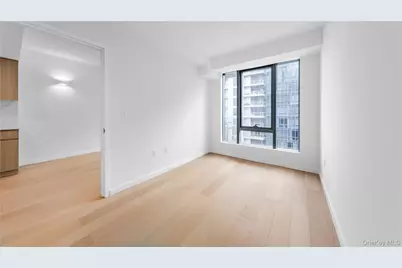 3371 Prince Street #10A, Flushing, NY 11354 - Photo 8
