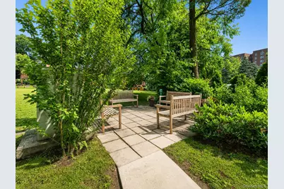1344 Midland Avenue #3E, Bronxville, NY 10708 - Photo 28