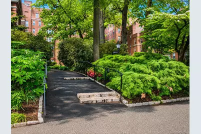 1344 Midland Avenue #3E, Bronxville, NY 10708 - Photo 30