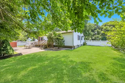 9 Daniel Court, Ronkonkoma, NY 11779 - Photo 10