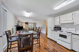 9 Daniel Ct, Ronkonkoma, NY 11779 - Photo 14