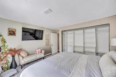 115 Dahlia Drive, Mastic Beach, NY 11951 - Photo 18