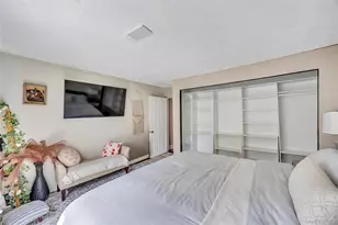 115 Dahlia Dr, Mastic Beach, NY 11951 - Photo 18