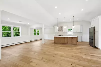 20 Camelia Place, Hauppauge, NY 11788 - Photo 6