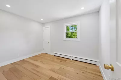 20 Camelia Place, Hauppauge, NY 11788 - Photo 16