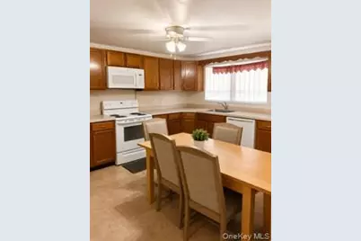 54 17th Street, West Babylon, NY 11704 - Photo 12