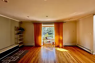 26 Canterbury Rd, Woodbury, NY 11797 - Photo 4