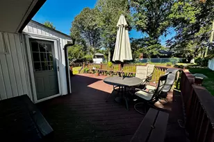 26 Canterbury Rd, Woodbury, NY 11797 - Photo 14