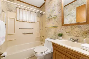 1680 Pine Acres Blvd, Bay Shore, NY 11706 - Photo 20