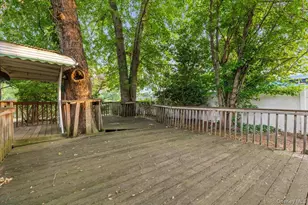1680 Pine Acres Blvd, Bay Shore, NY 11706 - Photo 30
