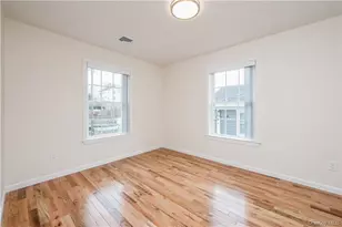 11 Park Ave, Harrison, NY 10528 - Photo 10