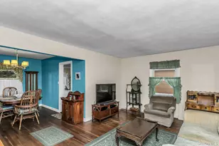 2 Cliff Rd, Merrick, NY 11566 - Photo 6